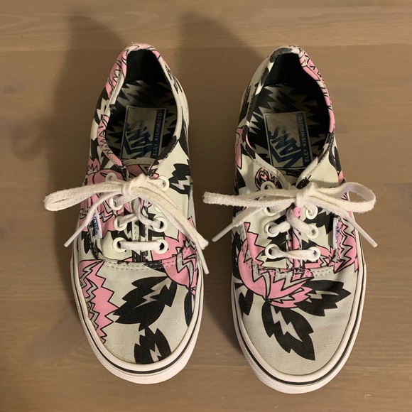 Vans “Eley Kishimoto” Pink and Grey Sneakers - Women’s Size 5 - Picture 2 of 5
